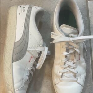 Puma White and Gray Sneakers